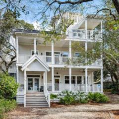 Walk to Seaside and Beach