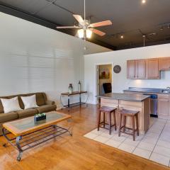 Steps to Restaurants and Shops! Dtwn Marshall Apt