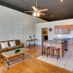 Steps to Restaurants and Shops! Dtwn Marshall Apt