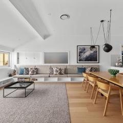 Stylish 3BR New Farm Retreat by Housemark Escapes