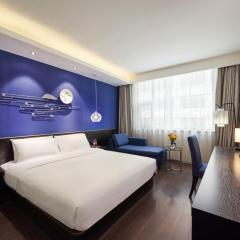 Orange Hotel Shanghai Xujiahui Caobao Road Subway Station