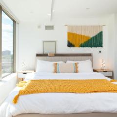 Central 2BR Condo in Downtown Boston & T-Station