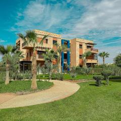 Palmeraie chic à 10 mn du stade Piscine et confort