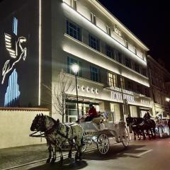 Hotel Ferreus Modern Art Deco