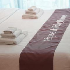 Apartment in Nakhlat Jumeirah the Palm, Dubai