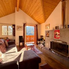 Charming and bright cottage in Briançon