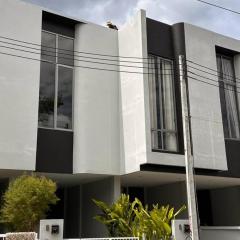 TownHouse7 2BR MonkeyHill