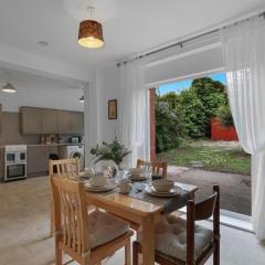 Pass the Keys Seaside Sanctuary Cullercoats – Walk to the Beach