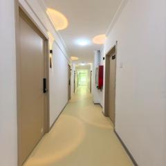 Monkey light youth hostel