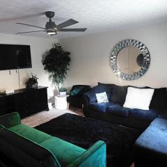 Peaceful Oasis In Stonecrest