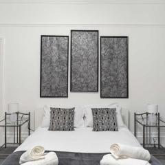 Modern 2 Bed Apartment in Portsmouth by Amber Stays, Perfect for Small Groups and Business Stays, Sleeps 4!