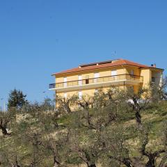 Residenz Borgo Offida Mit Großem Garten