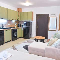 Apartment Breath - Peaceful Stay Near Gondola Lift by Flat Mаnаger