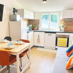 Gare 8 min pied -Disney et Paris 15 min - Mezzanine