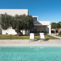 HelloAPULIA Villa Annita - Enchanting Sea-View Villa - superb location 2 minutes from beach and restaurants