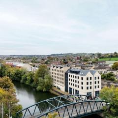 For Students Only - Hollis Wharf in Bath