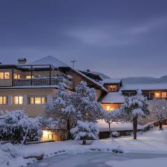 Kreuzwegerhof Nals - Historic Nature Stay with Pool near Meran & Bozen