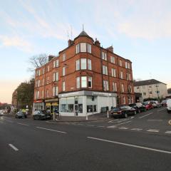 Glasgow South Apartment