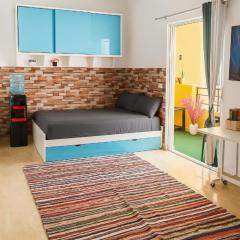 Wavesong Whispers flat where you can enjoy seaview with the best price and enjoy speedy wifi