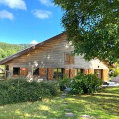 Chalet cosy à Gerbépal Nature terrasse jardin pr