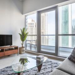 Blueground Marina Sea View pool gym DXB-621