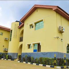 Gracefield hotel & suites