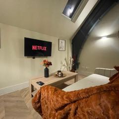 Chic Apartment on The Headrow Leeds