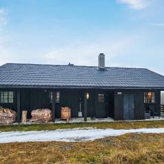 Awesome Home In Hemsedal With Sauna