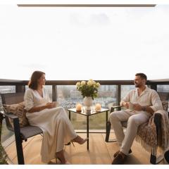 Cortina North - Modern Studio Apartment with Balcony