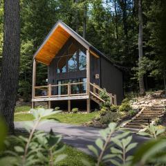 Delightful Cottage Ideal for Small Groups in Sevierville, Tennessee