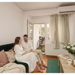 Inviting Studio on Decebal Boulevard in Bucharest