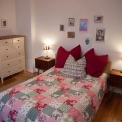 Gemütliche Zwei-Zimmer-Wohnung in bester Kiez-Lage