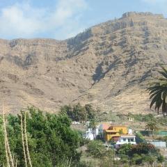 Bett 2 im Frauen-2-Bettzimmer NUR Frauen Only Women SOLO Mucheres