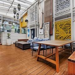 London Gate Backpackers Hotel