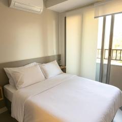 Studio Completo a 500m do Metro Borba Gato AD229