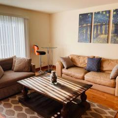 Spacious 2br2ba With Hardwood Floors