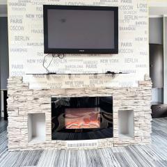 Stone City Apartment in Park Zone