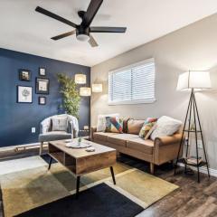 Delightful 1BD AT and T Walkable
