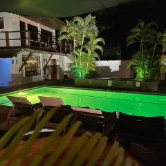 Parrot Resort Moalboal