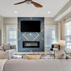 Elegant 4 bedroom with Private Backyard Downtown ATL