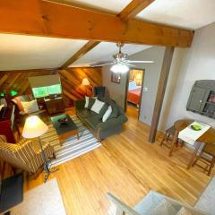 Bluffside Chalet Suite