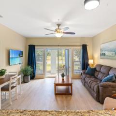 World Tour 2BR Golf View Pool & Patio
