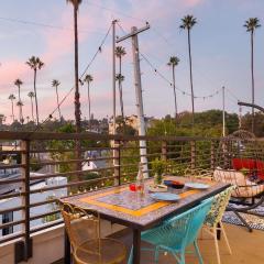 Chic LA 3BDR w Sauna Hot Tub Peloton Skyline Views Echo Loft by AvantStay