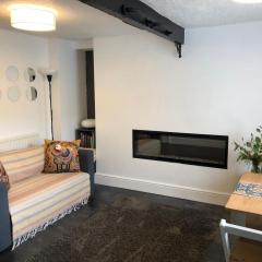 The Pathfinder's Retreat - 1 bedroom house