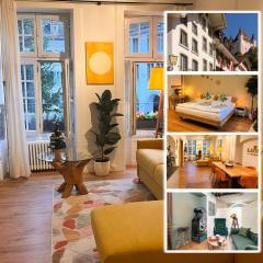 Leone Stays - Golden Castle Loft