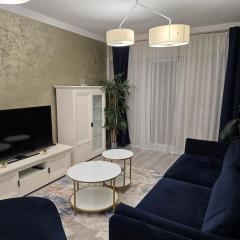 Medical District Urban Apartment with Undergroud Parking