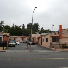 Parklane Motel