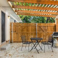2bd 1bth Newly Renovated Home near Cowboys Stadium etc