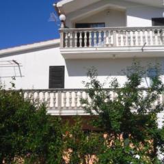 Apartments Miki Rogoznica