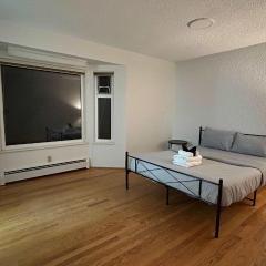 Spacious Room with Private Washroom Near Metrotown